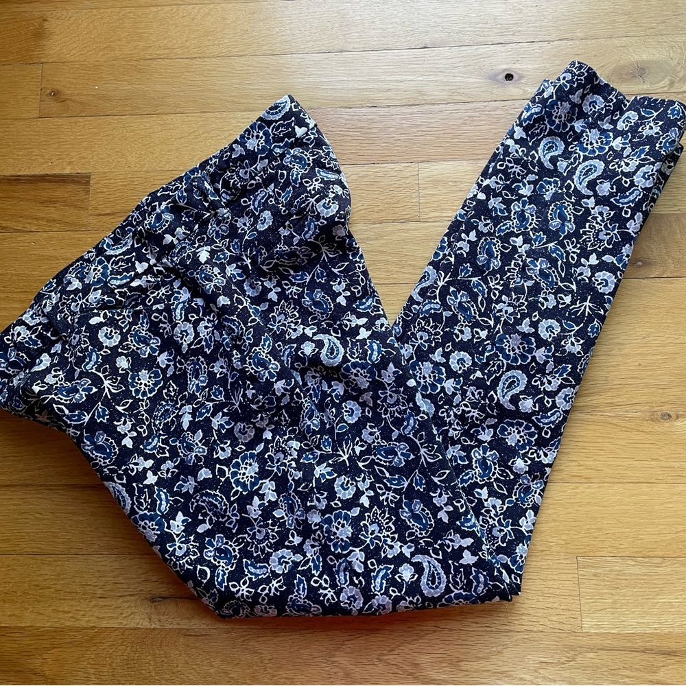 4 for $20 special 
Signature Gap Skinny Ankle Flower, Paisley Blue and Gray